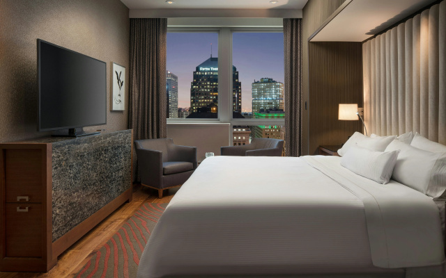 The Westin Cleveland Downtown - Image 4
