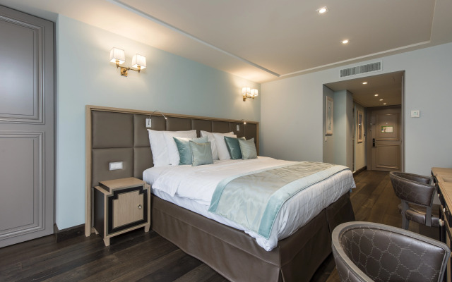 Hotel Bristol