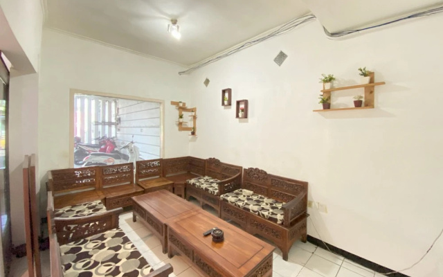 Hotel Bintang Mitra RedDoorz