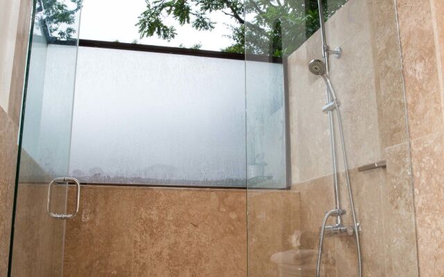 Tifakara Boutique Hotel & Birding Oasis