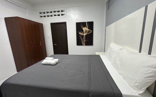 3Bd Luxury Villa Located in Prime Loc