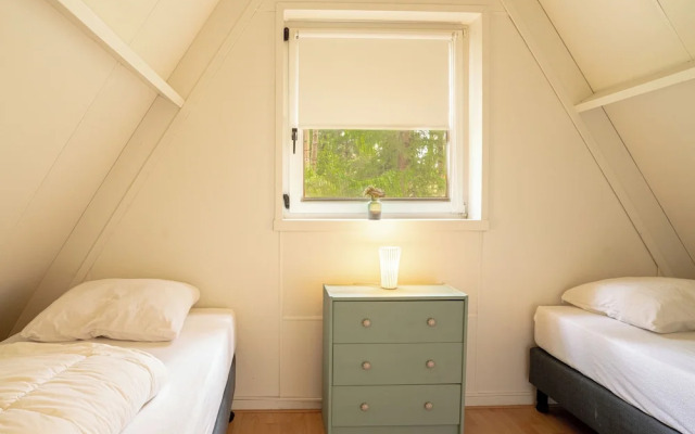 Boshuisje Rekem Three-Bedroom Houses