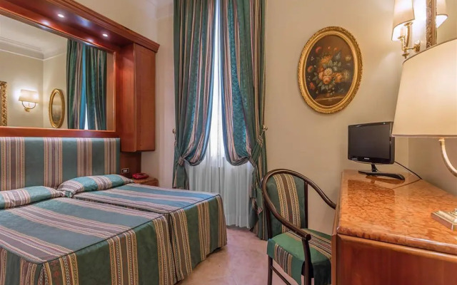 Raeli Hotel Luce