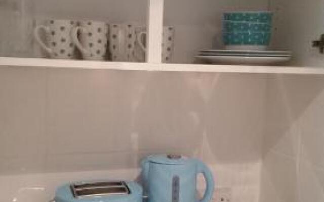 Cosy Self-Contained Studio in Salford Manchester