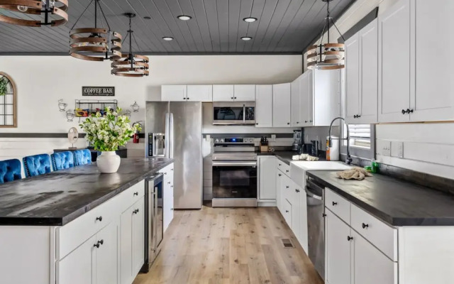 Sweet Escape By Ghosal Luxury Lodging