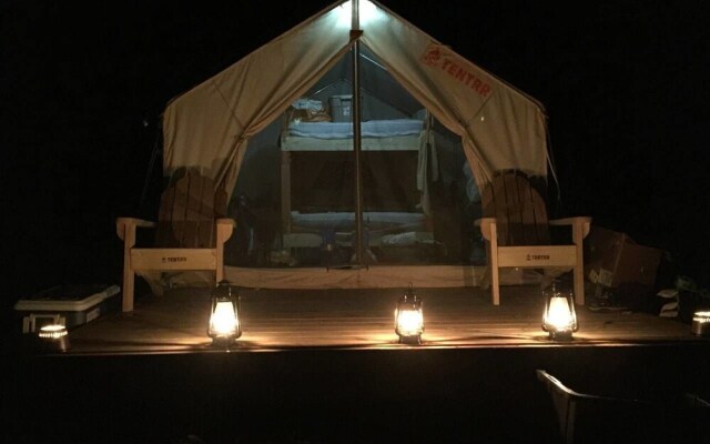 Tentrr - Riverhouse Farm