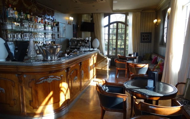 Chateau De Rilly - Les Collectionneurs