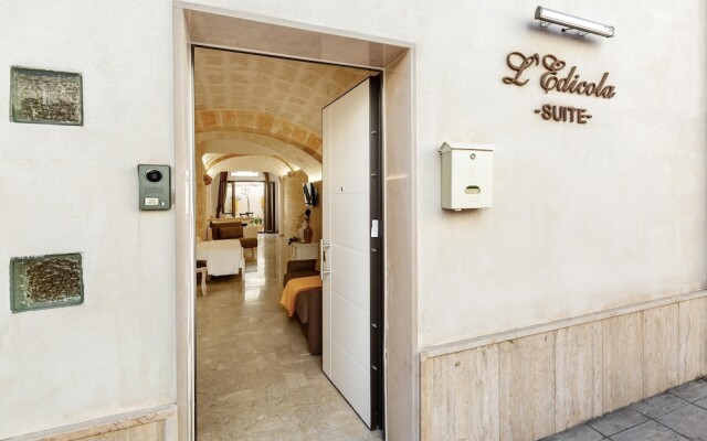 3242 L`edicola Suite by Barbarhouse
