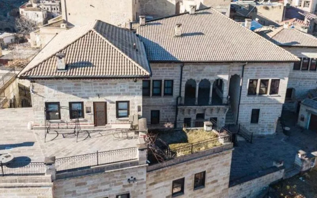 1860 Kadıevi