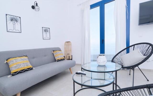 Villa Azure - Breathtaking Views & Private Pool