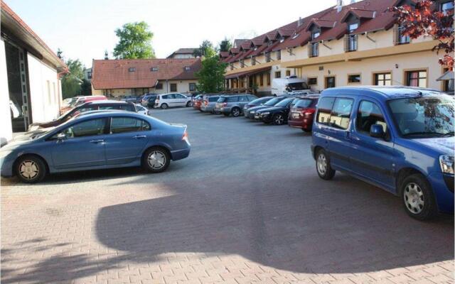 Hotel Lony
