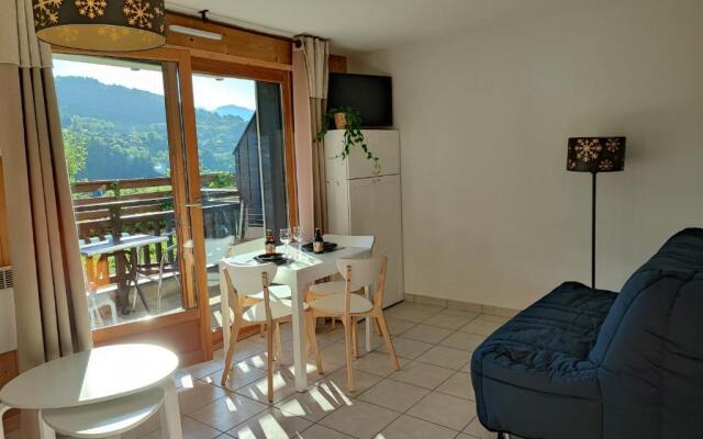 Studio & Piscine Interieure, Vue Mont D'arbois