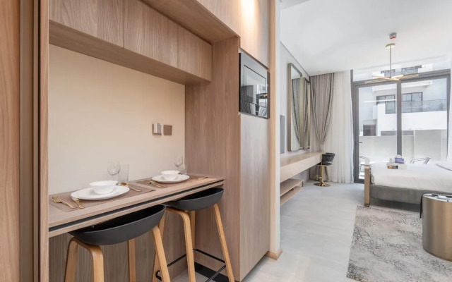 Spectacular Getaway in This Studio in The Autograph