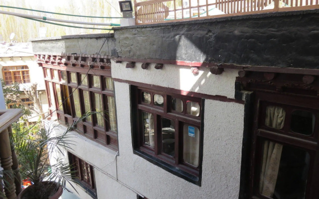 Nezer View Guest House