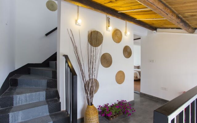 Mishe Orange Garden Inn
