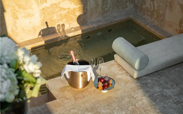 Iniala Harbour House