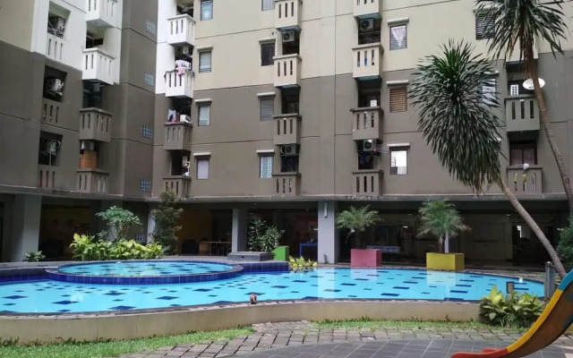 Stylish & Comfy Studio Apartment at Gateway Ahmad Yani Cicadas