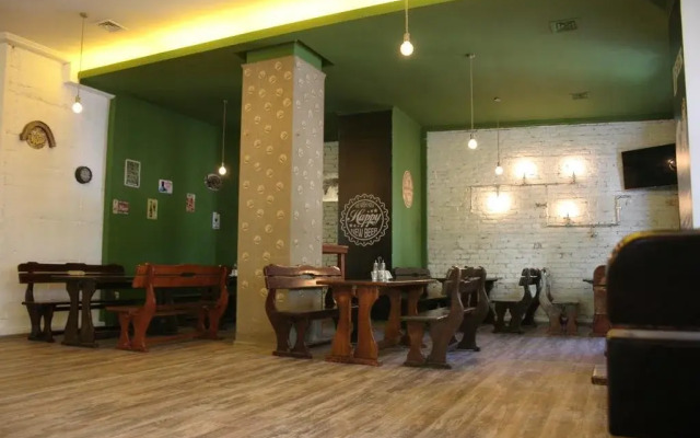 Roger's Hotel