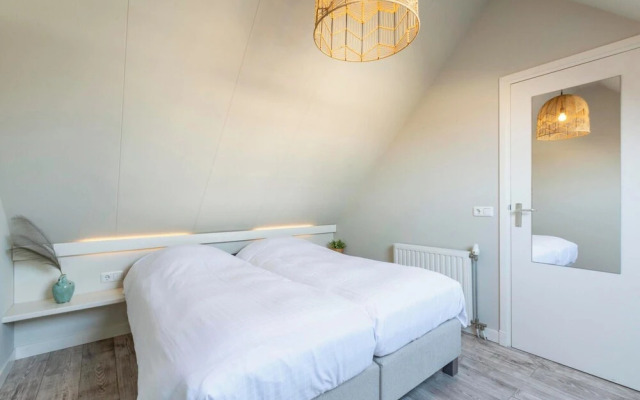 Elegant Beachside Holiday Home