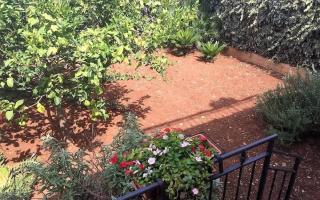 Bouganville Villa Near San Vito Lo Capo