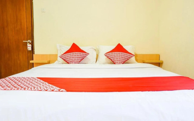 Hotel O Kebon Jeruk Near Gedung Sate Formerly Kurnia Hotel – Guest Rooms – Bandung