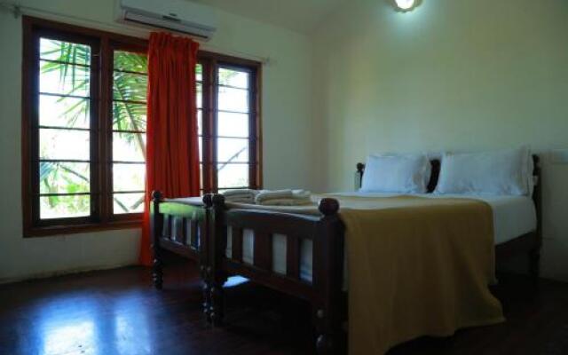Shivaganga Houseboat