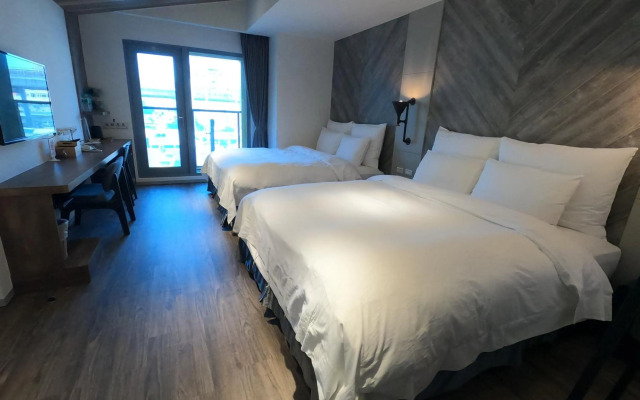 Watermark Hotel Kaohsiung Station