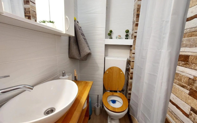 Laroka House Cosy Studio Universitate