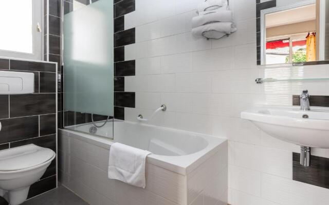 LOGIS Hotel Le Rond Point