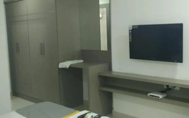 Falcons Nest Imperia Suites