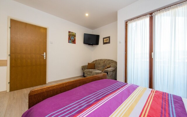 A5 Cozy Apt. With big Garden, Balcony & Grill