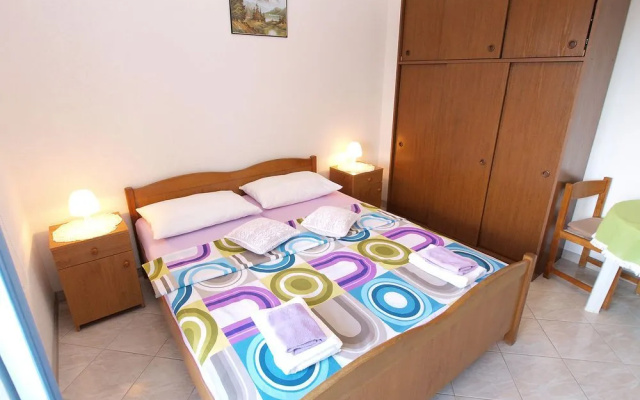 Apartment Mila 395