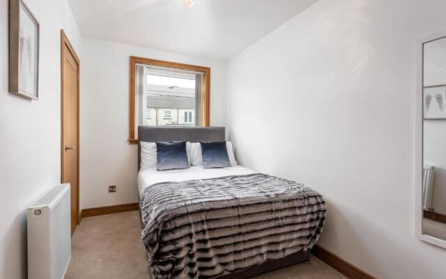 West Sands - Donnini Apartments