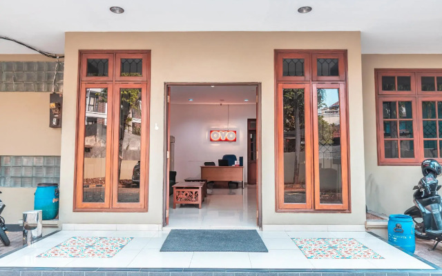 OYO 1990 Kost Kuningan Executive Boading House Setiabudi