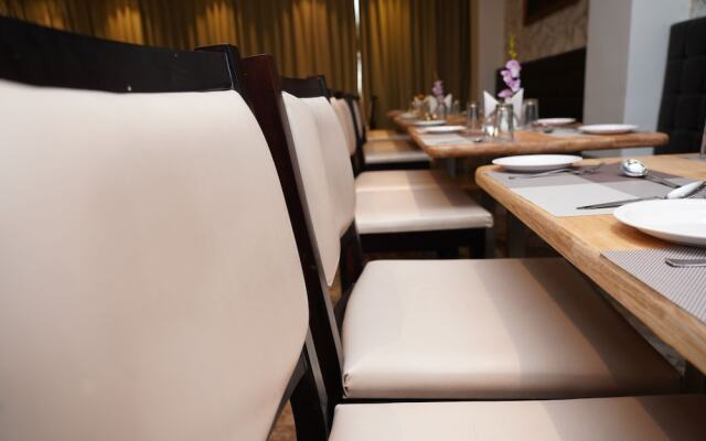 Hotel Royal Benza