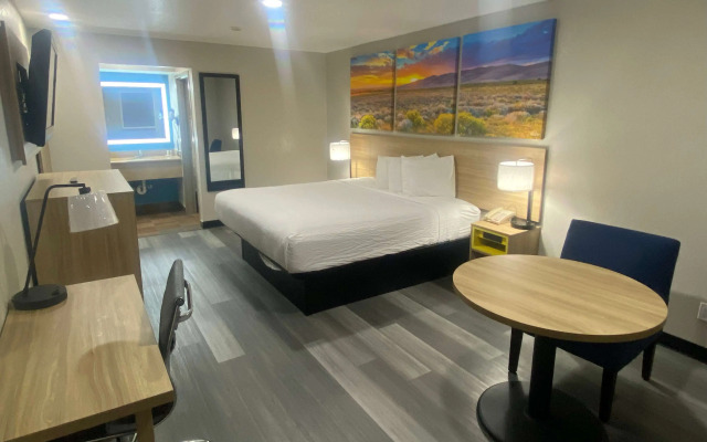 Days Inn by Wyndham El Paso West