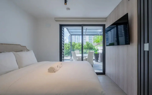 w Radiant 1BR w Modern Balcony in San Francisco