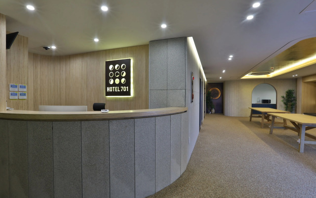 Hotel 701