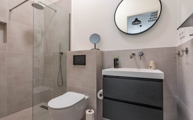 Limehome Den Haag Keizerstraat