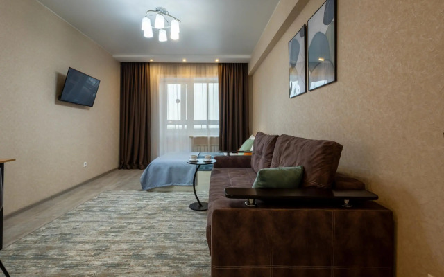 9 ночей на улице Карла Либкнехта 112