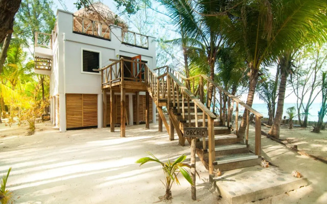 Thatch Caye Resort a Muy'Ono Resort