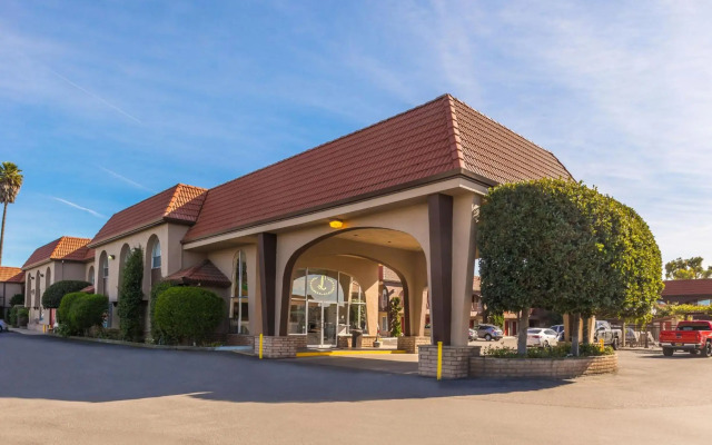 Laurel Inn Motel