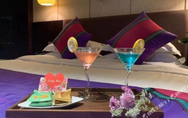Crystal Pudi Hotel