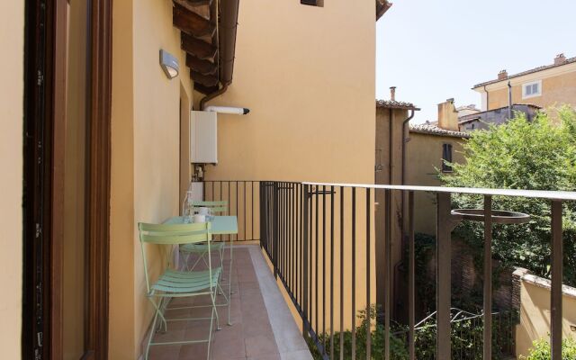 Rome Accommodation - Margana II