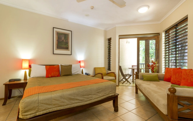 Hibiscus Resort & Spa