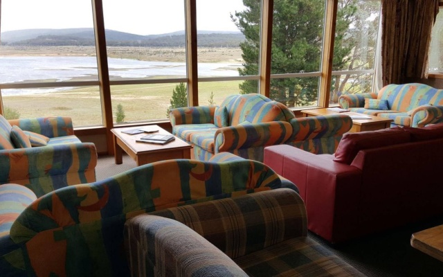 Cool Mountain Lodge – Guest Rooms – Providence Portal