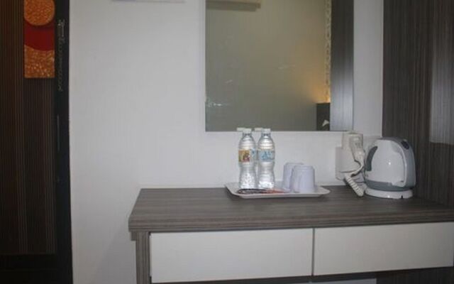 D'Metro Hotel
