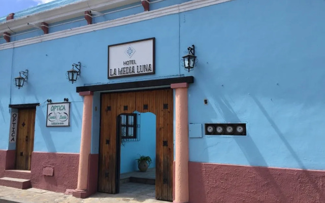 Posada La Media Luna