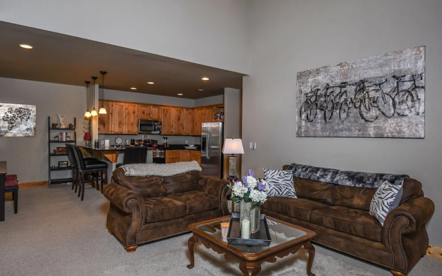 Summit Lodge 4 Bedroom Townhome