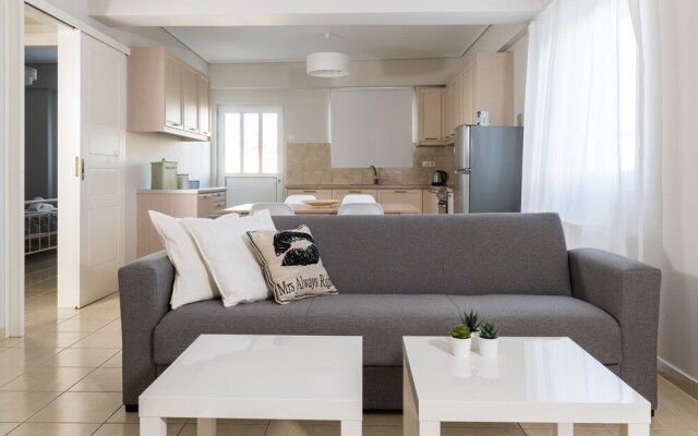 Elise Apartment Airport  by Airstay